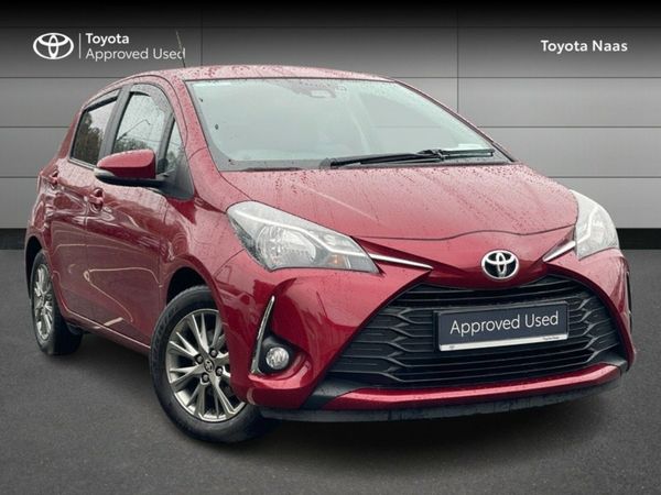 Toyota Yaris Hatchback, Petrol, 2019, Red