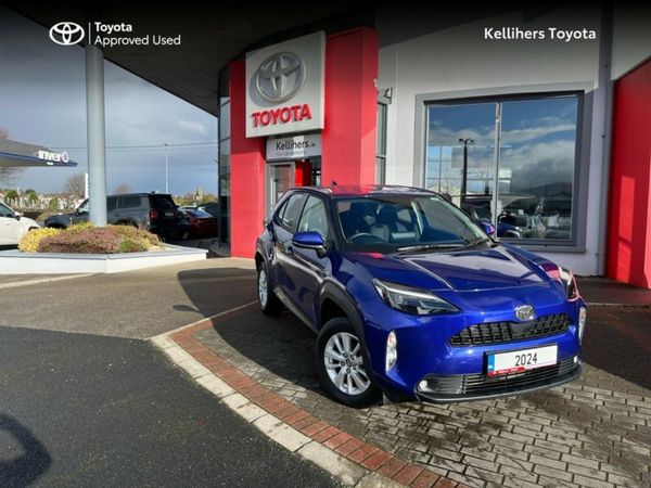 Toyota Yaris Cross Hatchback, Petrol Hybrid, 2024, Blue