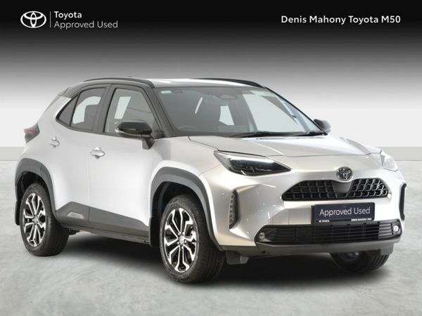 Toyota Yaris Cross SUV, Petrol Hybrid, 2025, Silver