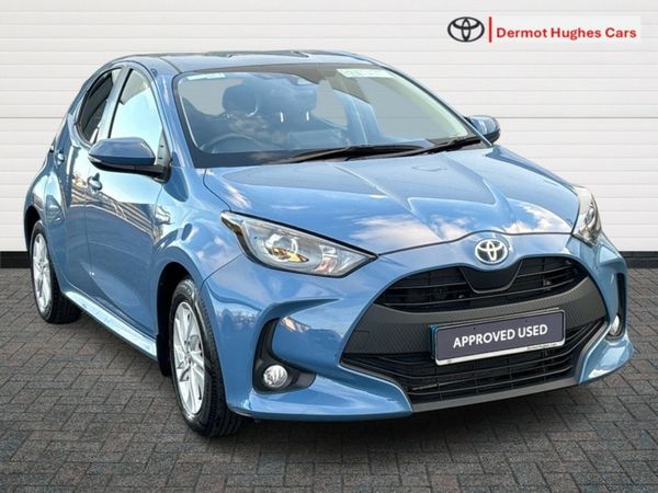 Toyota Yaris Hatchback, Petrol Hybrid, 2021, Blue