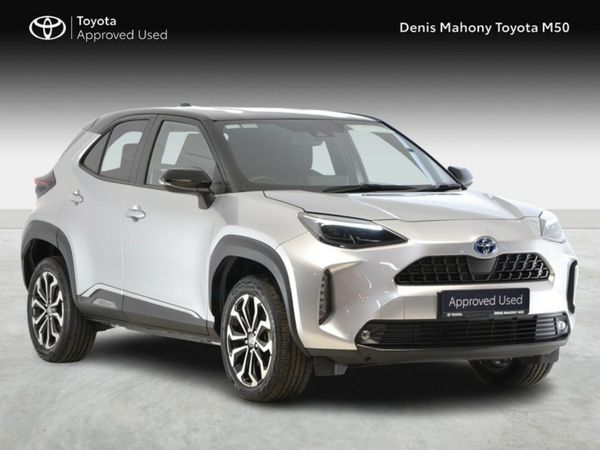 Toyota Yaris Cross SUV, Petrol Hybrid, 2024, Silver