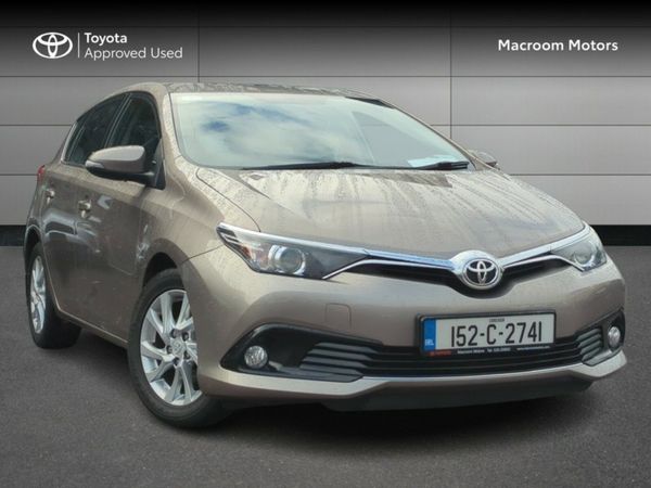 Toyota Auris Hatchback, Diesel, 2015, Bronze