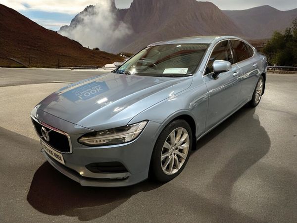 Volvo S90 Saloon, Diesel, 2017, Blue