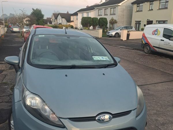 Ford Fiesta Hatchback, Petrol, 2010, Blue