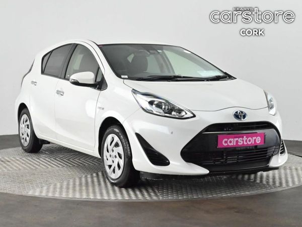 Toyota Aqua Hatchback, Petrol Hybrid, 2019, White