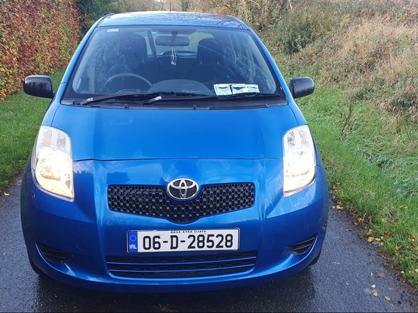 Toyota Yaris Hatchback, Petrol, 2006, Blue