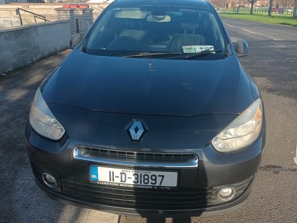 Renault Fluence Saloon, Diesel, 2011, Grey