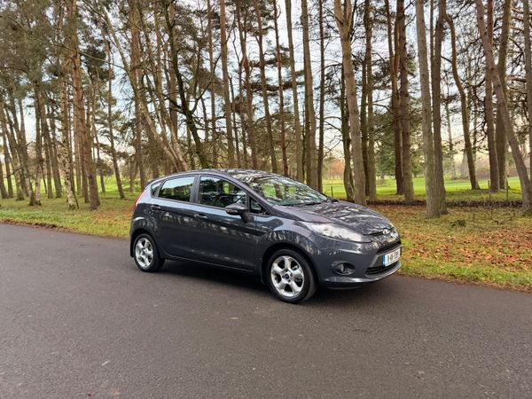 Ford Fiesta Hatchback, Petrol, 2011, Blue
