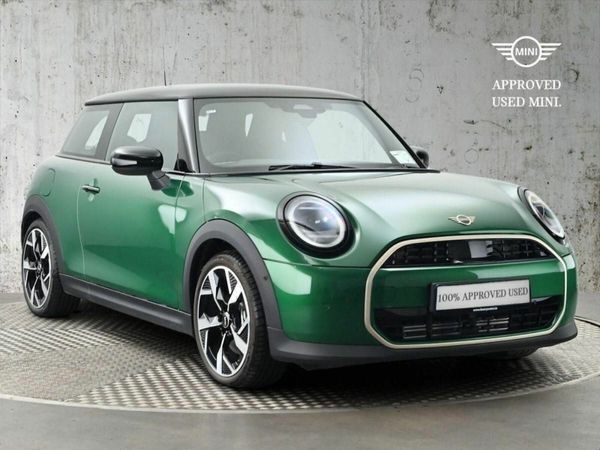 Mini Cooper Hatchback, Petrol, 2024, Green