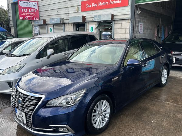 Toyota Crown Saloon, Petrol Hybrid, 2016, Blue