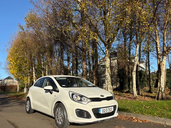 Kia Rio Hatchback, Diesel, 2013, White