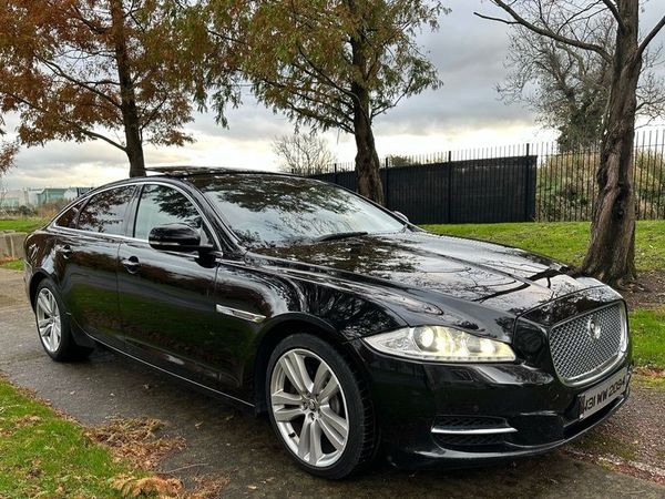 Jaguar XJ Saloon, Diesel, 2013, Black