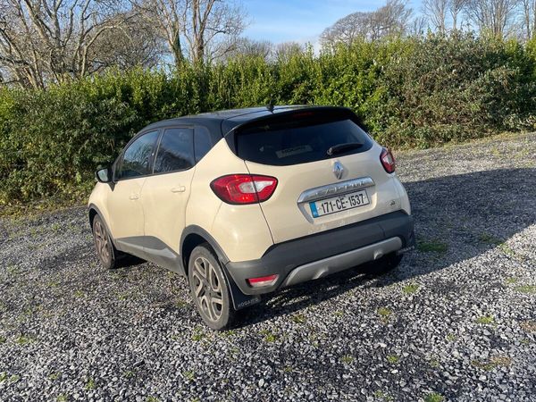 Renault Captur Hatchback, Diesel, 2017, White