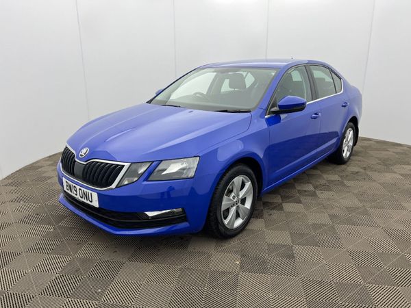 Skoda Octavia Hatchback, Diesel, 2019, Blue