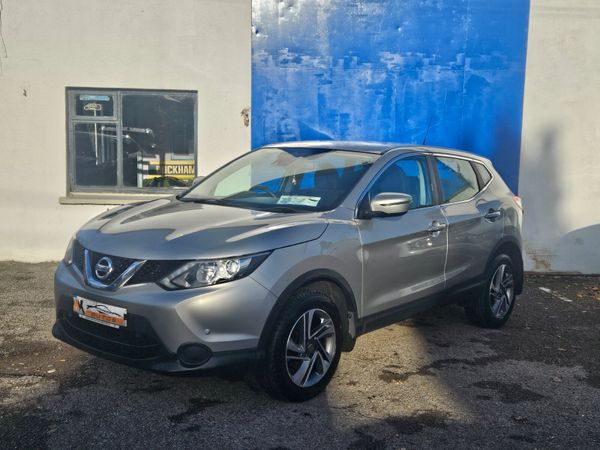 Nissan Qashqai Hatchback, Diesel, 2016, Silver