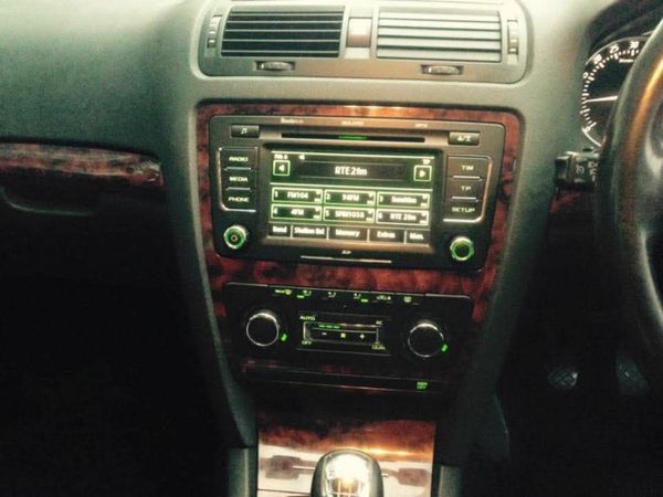 Skoda Octavia Hatchback, Diesel, 2010, Grey