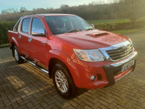 Toyota Hilux Crew Cab, Diesel, 2013, Red
