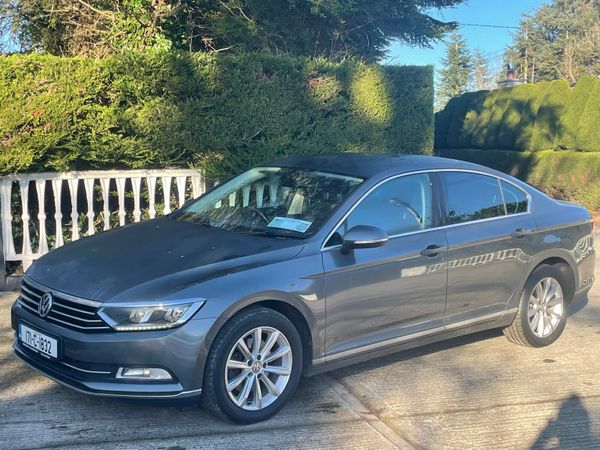 Volkswagen Passat Saloon, Diesel, 2017, Grey