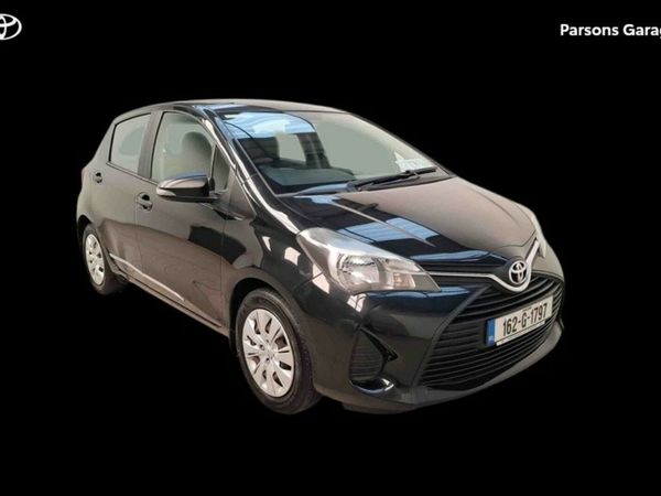Toyota Yaris Hatchback, Petrol, 2016, Black