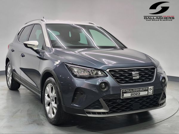 SEAT Arona Hatchback, Petrol, 2023, Grey
