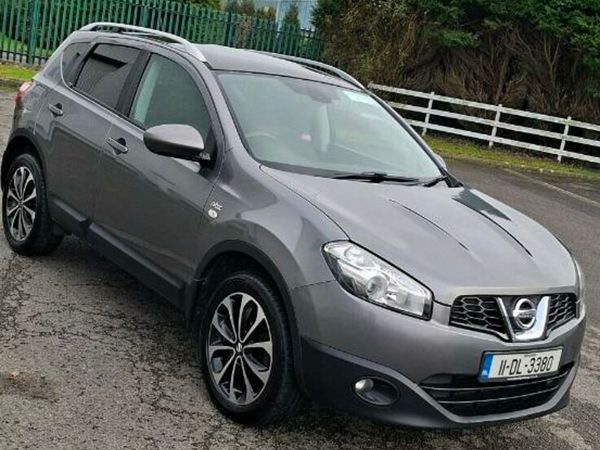 Nissan Qashqai Hatchback, Diesel, 2011, Grey