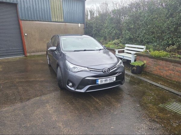 Toyota Avensis Saloon, Diesel, 2016, Grey
