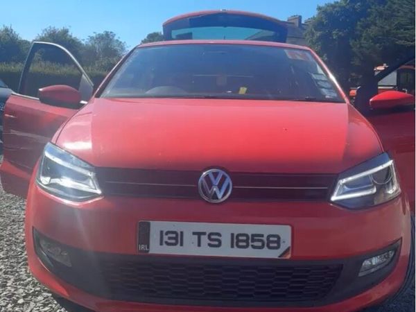 Volkswagen Polo Hatchback, Diesel, 2013, Red