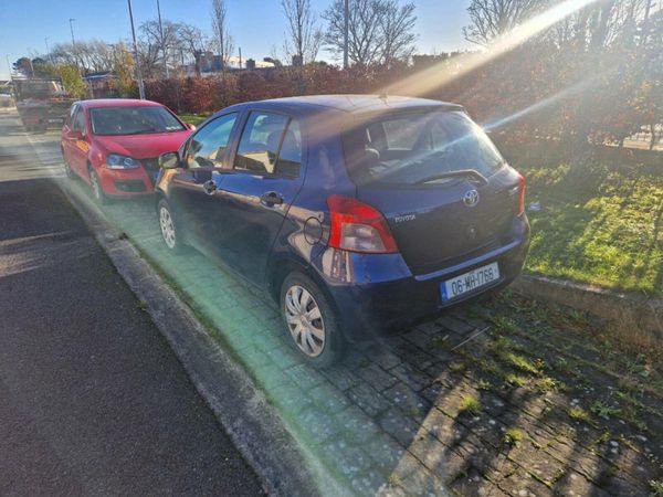 Toyota Yaris Hatchback, Petrol, 2006, Blue