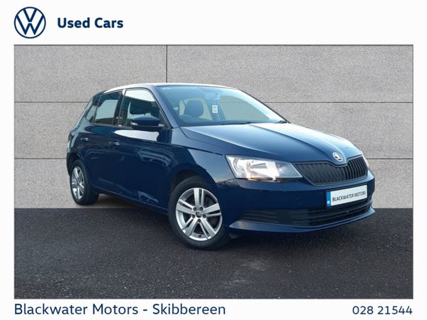 Skoda Fabia Hatchback, Petrol, 2017, Blue