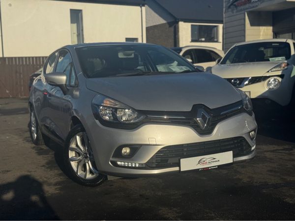 Renault Clio Hatchback, Petrol, 2019, Grey
