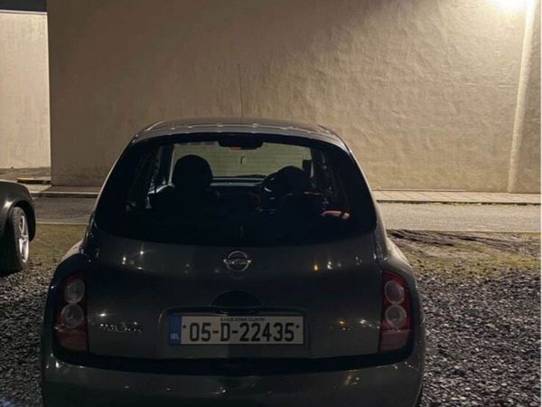 Nissan Micra Hatchback, Petrol, 2005, Grey