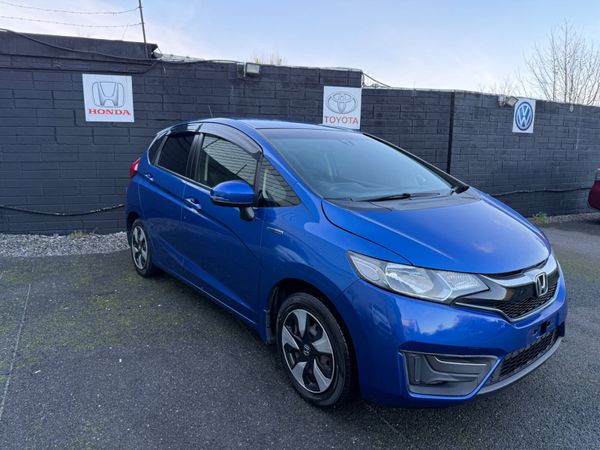 Honda Fit Hatchback, Petrol Hybrid, 2017, Blue