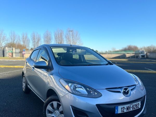Mazda Demio MPV, Petrol, 2012, Blue