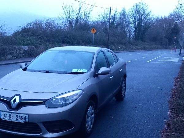 Renault Fluence Saloon, Diesel, 2014, Gold