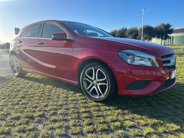 Mercedes-Benz A-Class Hatchback, Diesel, 2015, Red