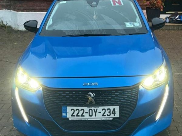 Peugeot 208 Hatchback, Electric, 2022, Blue