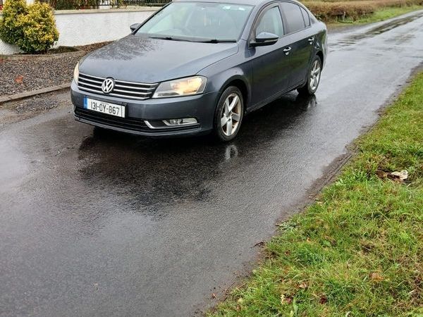 Volkswagen Passat Saloon, Diesel, 2013, Grey