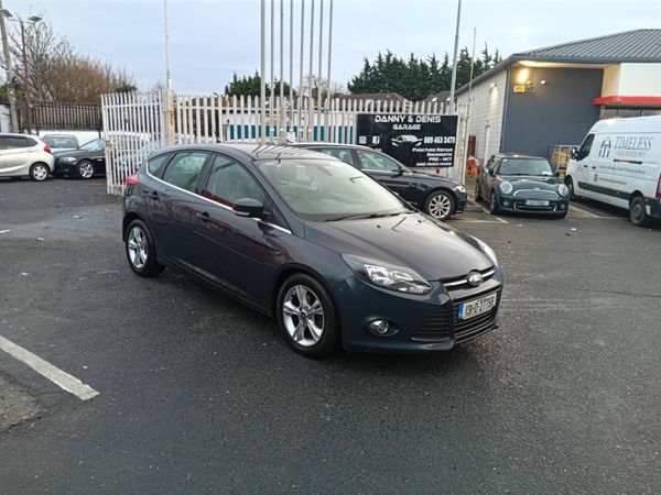Ford Focus Hatchback, Diesel, 2013, Grey