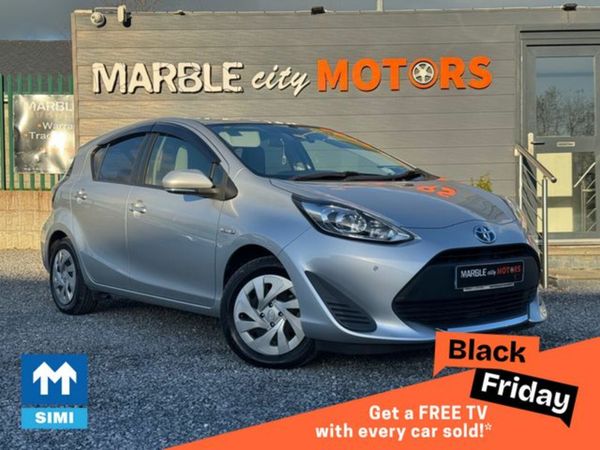 Toyota Aqua Hatchback, Petrol Hybrid, 2019, Silver