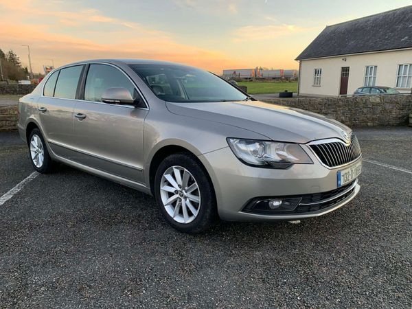 Skoda Superb Saloon, Diesel, 2013, Beige