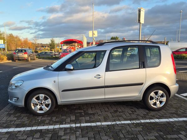 Skoda Roomster MPV, Diesel, 2011, Silver