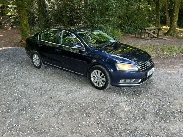 Volkswagen Passat Saloon, Diesel, 2013, Blue