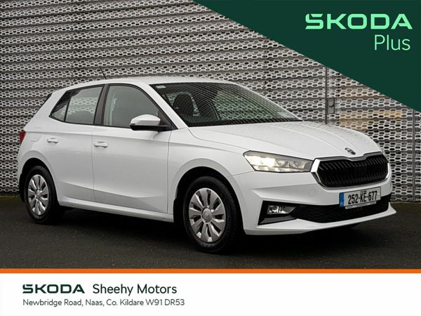Skoda Fabia Hatchback, Petrol, 2025, White