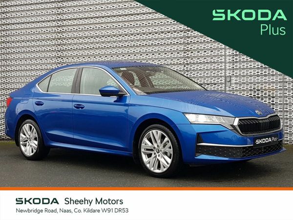 Skoda Octavia Saloon, Petrol, 2025, Blue