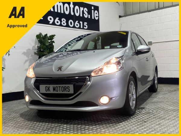 Peugeot 208 Hatchback, Diesel, 2015, Grey