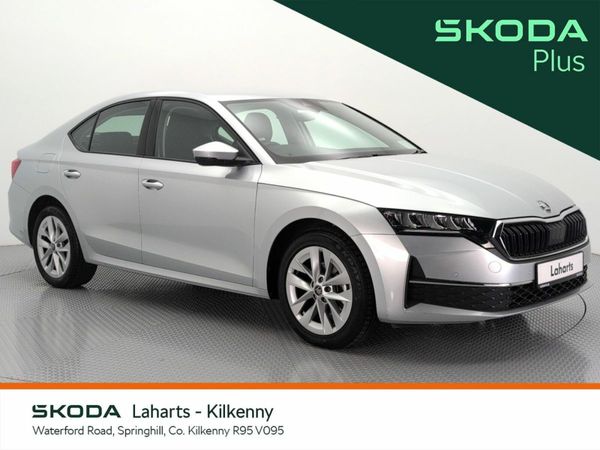 Skoda Octavia Saloon, Diesel, 2025, Grey