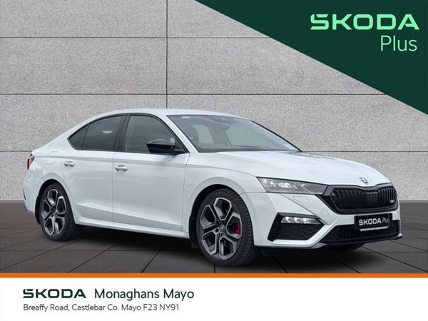 Skoda Octavia Hatchback, Diesel, 2022, White