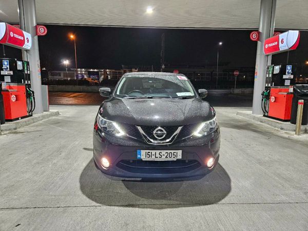 Nissan Qashqai Hatchback, Petrol, 2015, Black