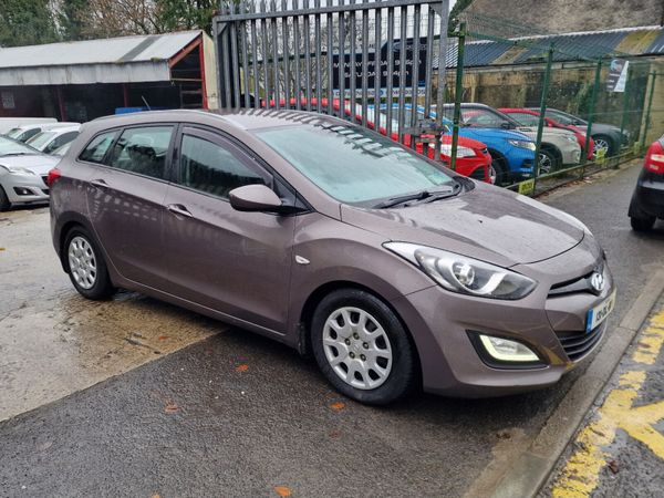 Hyundai i30 Estate/Jeep, Diesel, 2013, Bronze