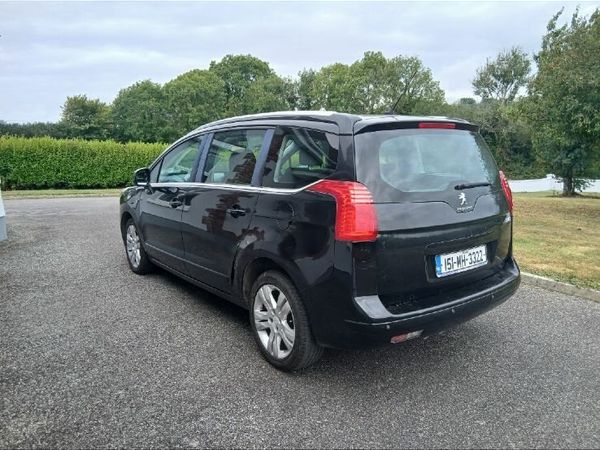 Peugeot 5008 MPV, Diesel, 2015, Black